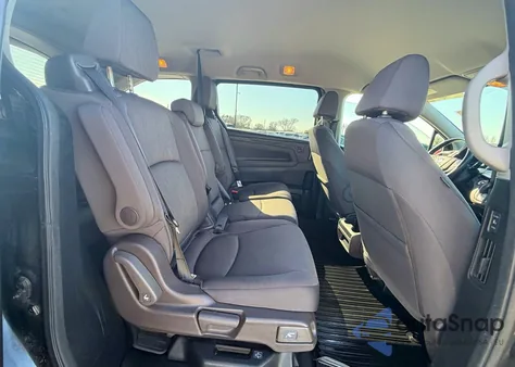 2019 Honda Odyssey Ex z USA, uszkodzony, nr VIN 5FNRL6H58KB005579